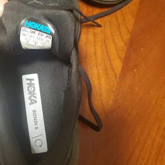 Hoka Bondi 8 Women's Black Running Shoes - Picture 2 of 4